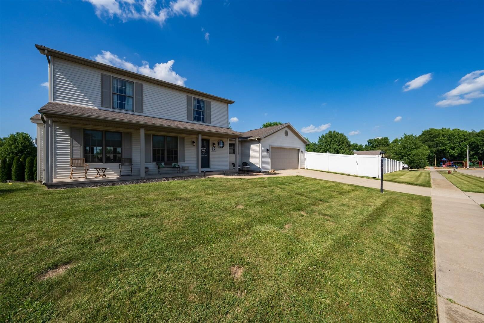 Heyworth, IL 61745,409 Boulder ST