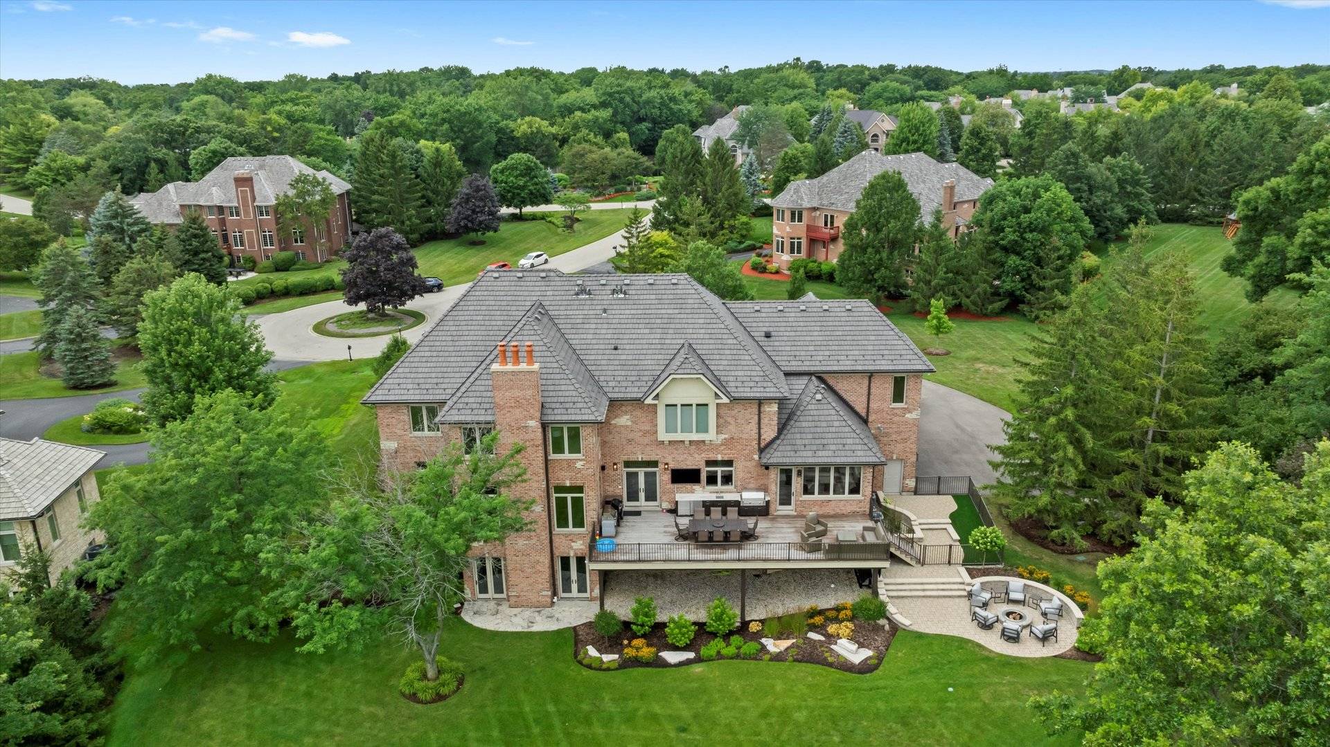 North Barrington, IL 60010,33 Aburdour CT