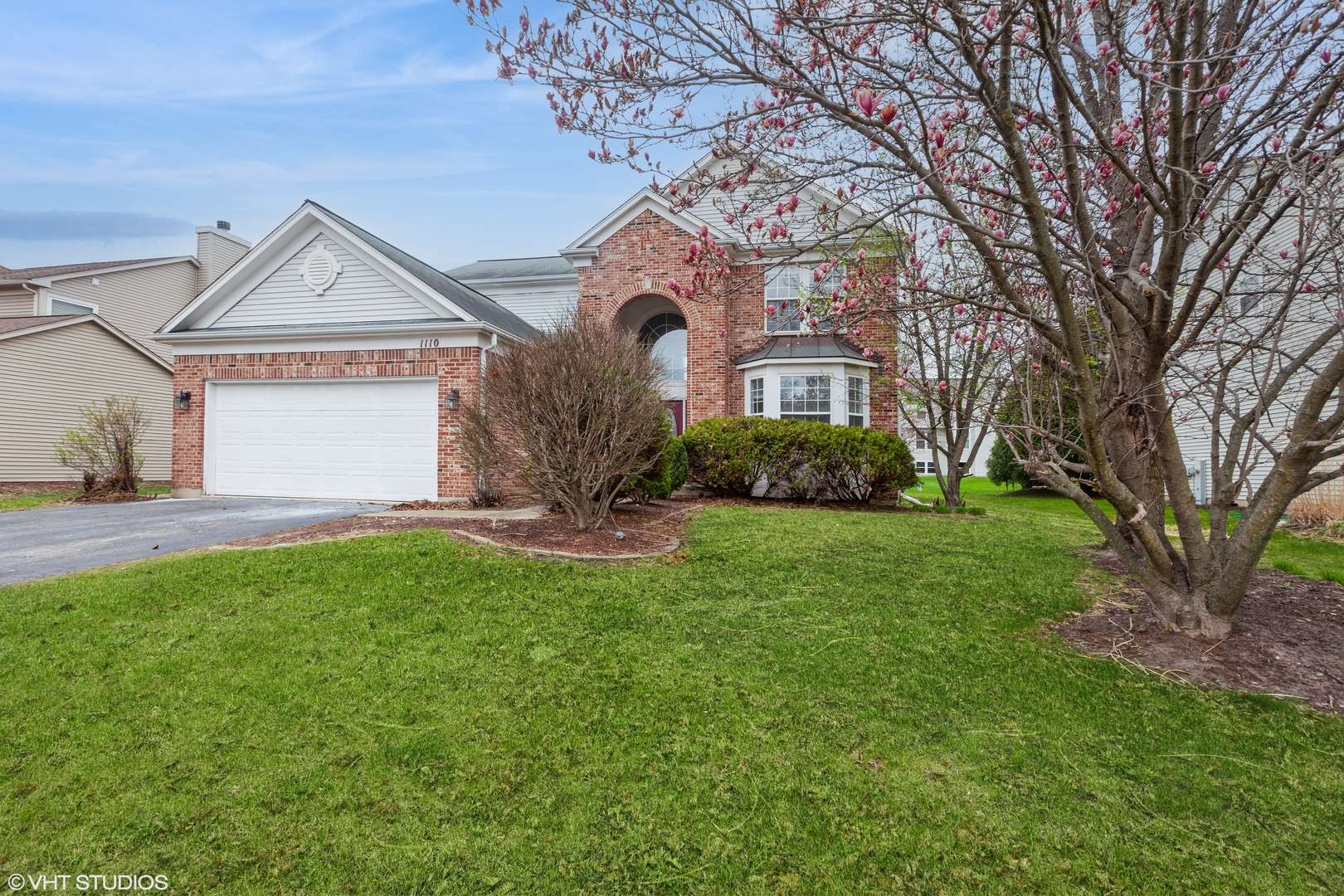 Aurora, IL 60502,1110 OAKHILL DR