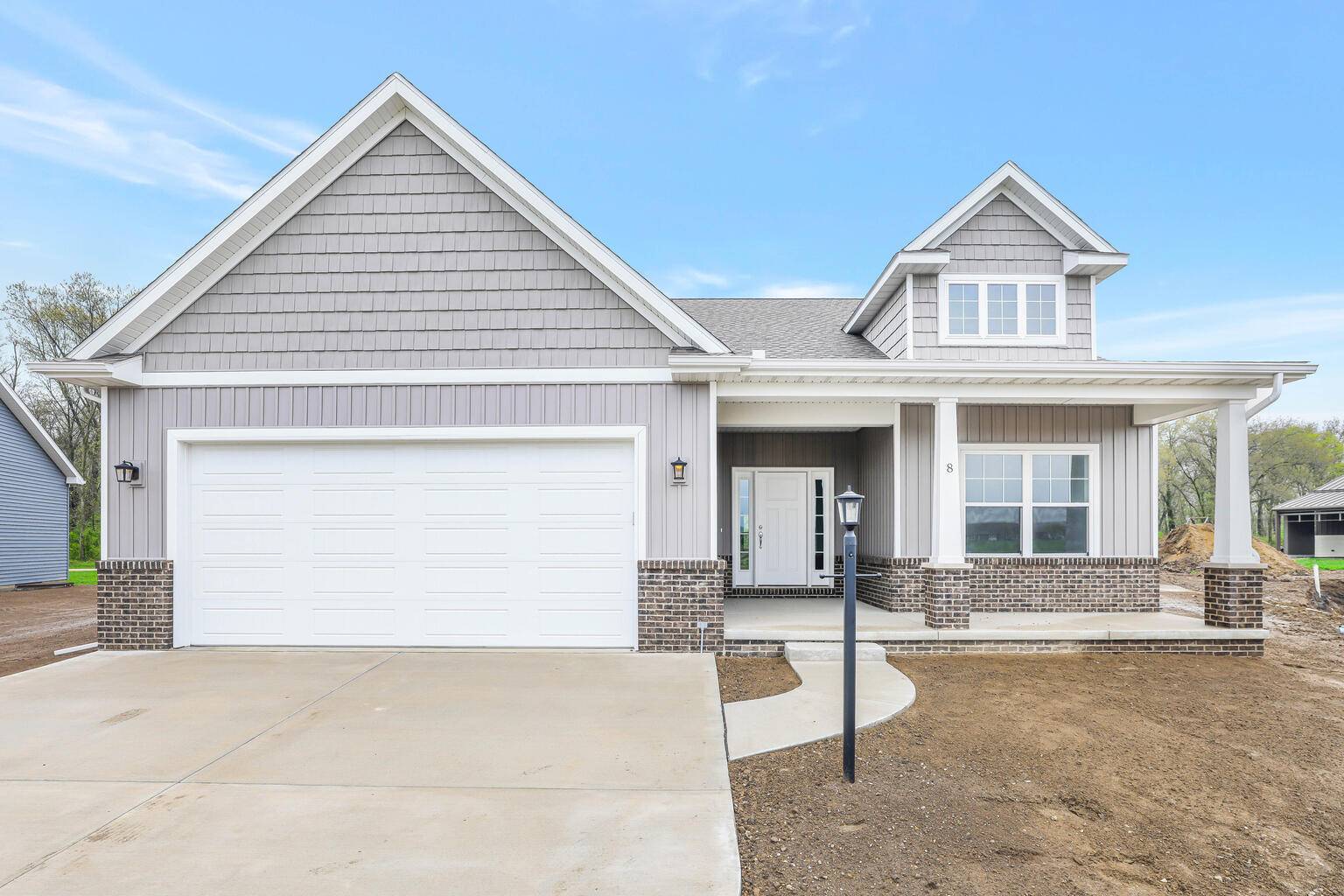 Monticello, IL 61856,4 Forest DR