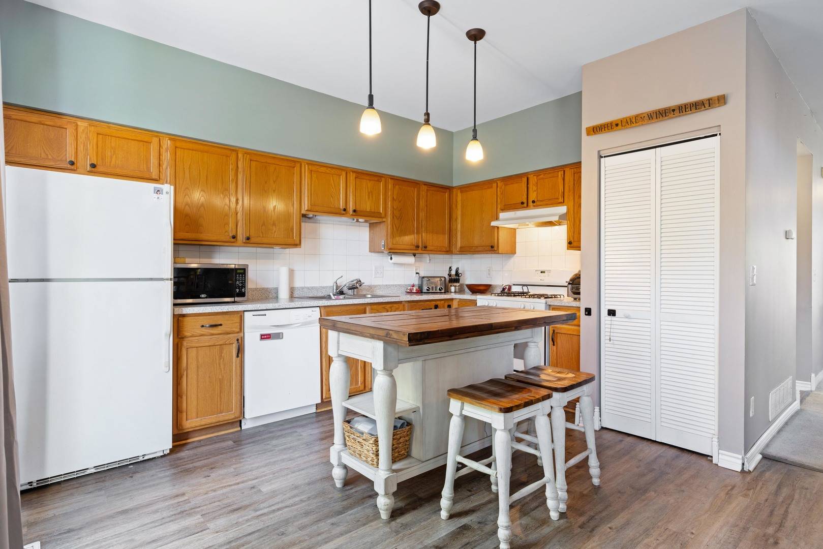 Plainfield, IL 60544,21549 Fulton CT