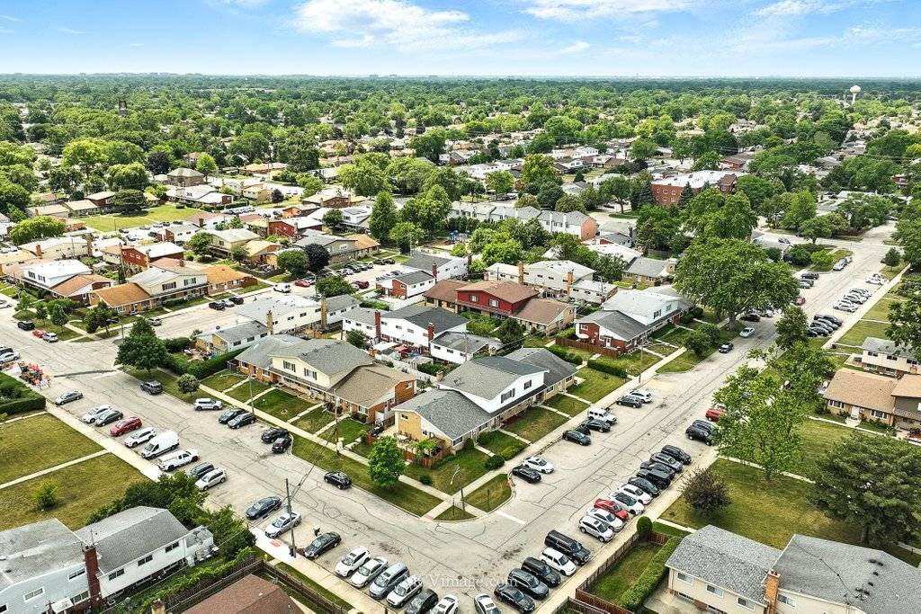 Niles, IL 60714,7003 W CAROL AVE