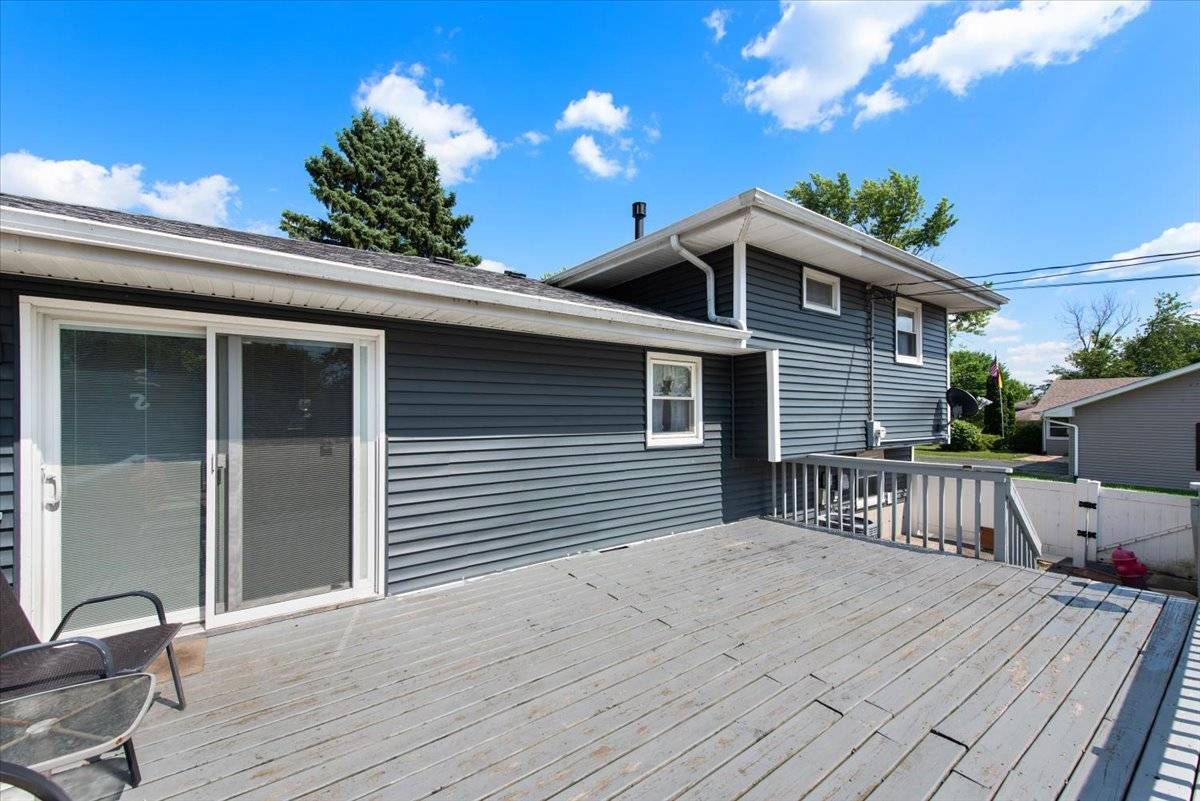 West Chicago, IL 60185,0N352 Sunset AVE
