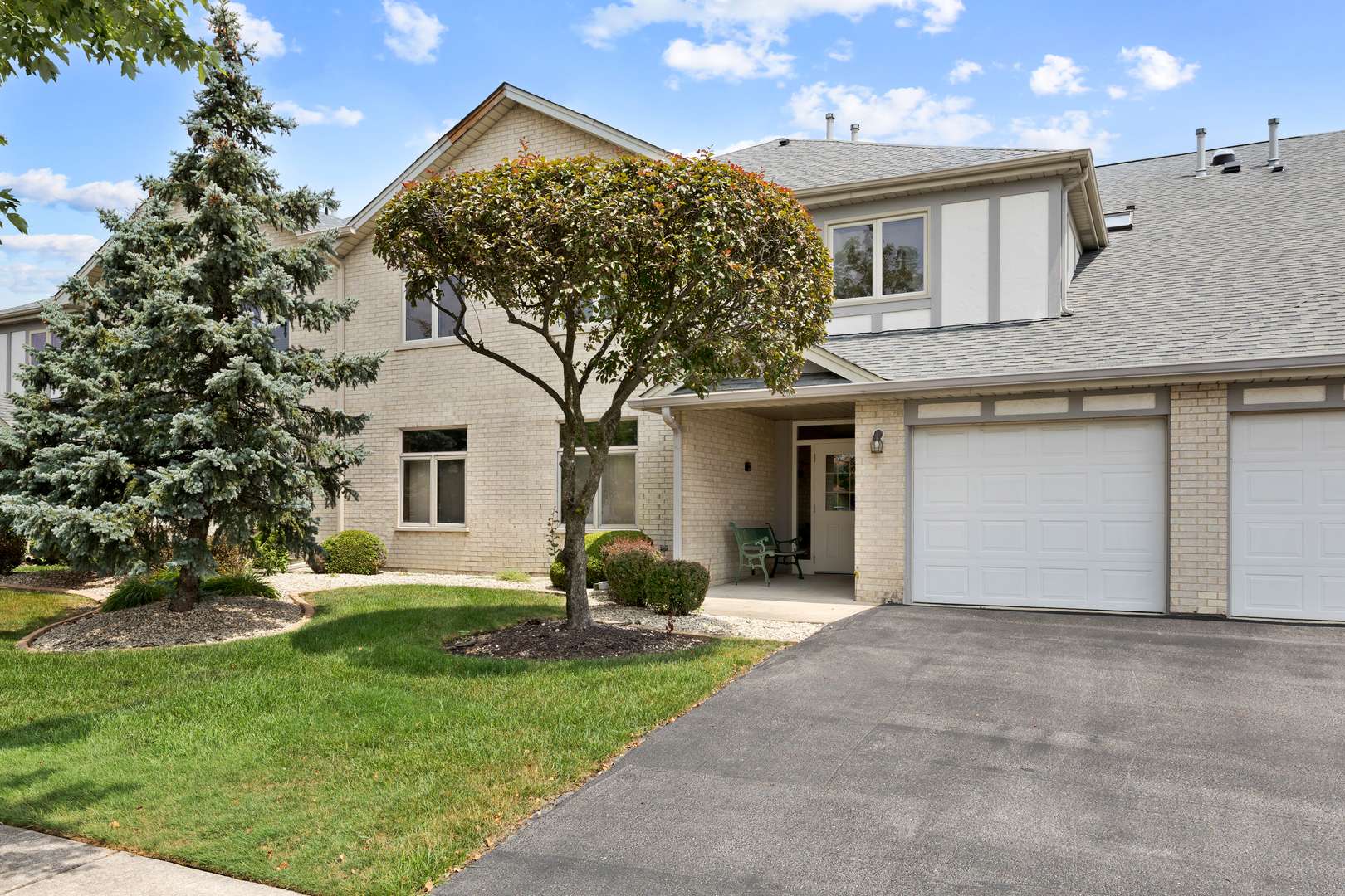 Tinley Park, IL 60477,18423 PINE LAKE DR #2