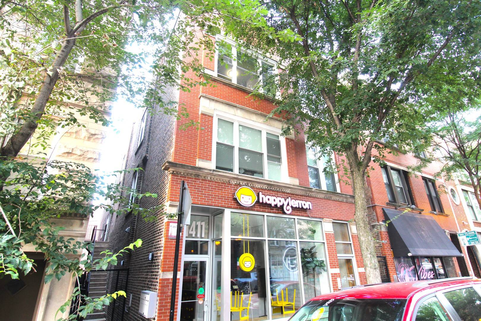 Chicago, IL 60607,1411 W taylor ST #1R