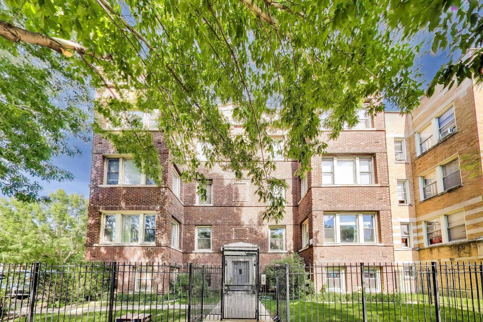 Chicago, IL 60625,4653 N Lawndale AVE #2S