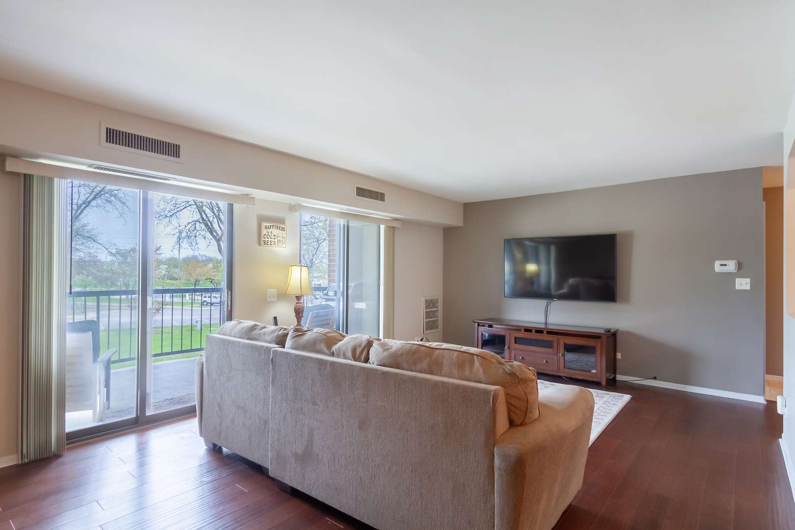 Arlington Heights, IL 60005,1505 E Central RD #211B