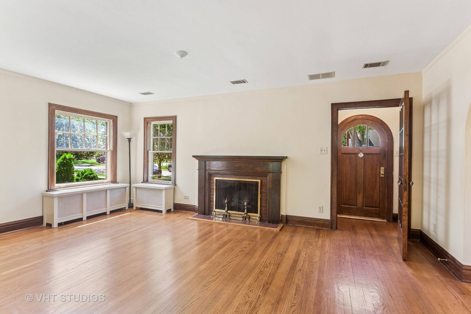 La Grange Park, IL 60526,733 N Kensington AVE