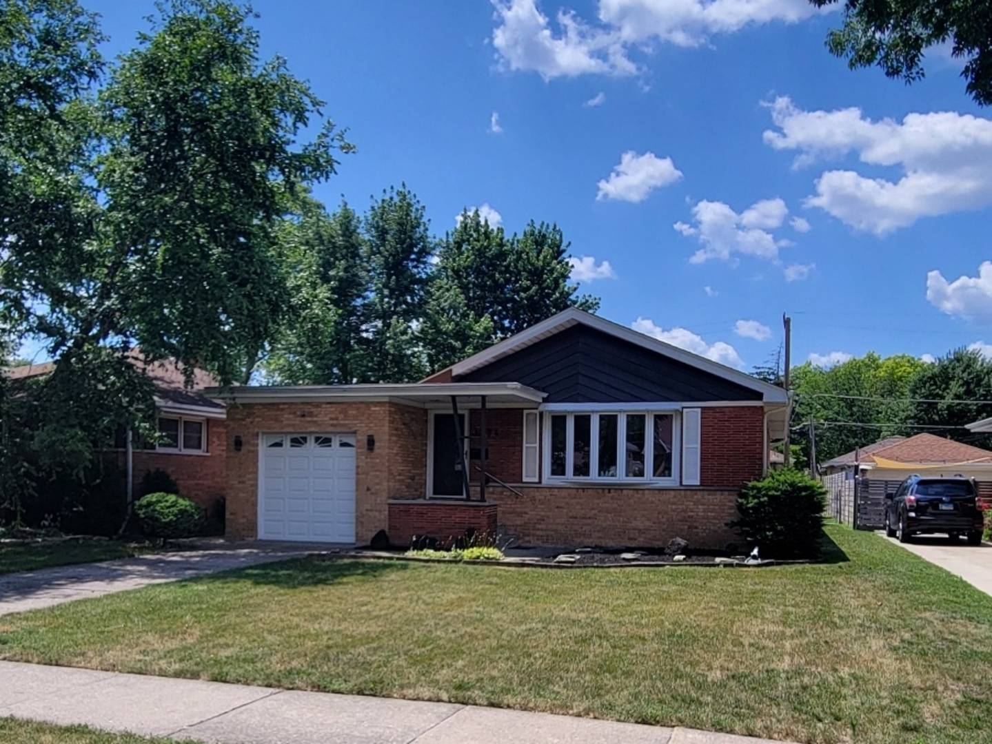 La Grange Park, IL 60526,1234 Community DR