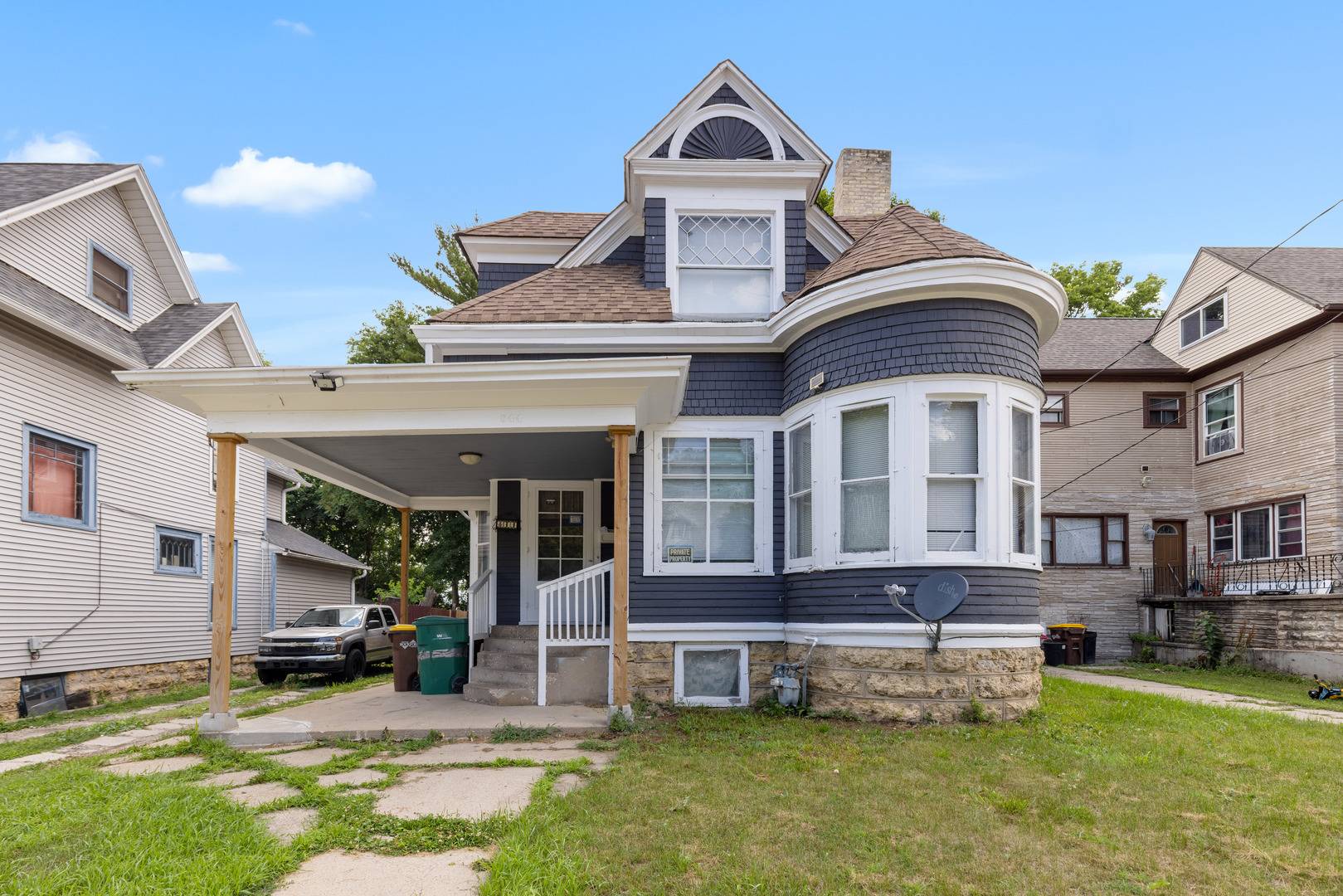 Rockford, IL 61103,844 Haskell AVE