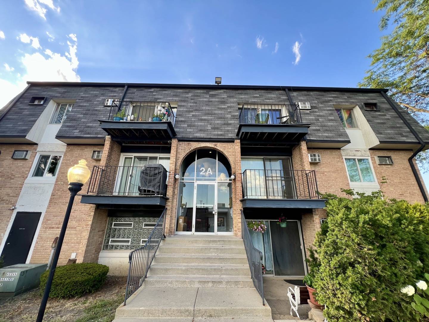 Palatine, IL 60074,2A E Dundee Quarter DR #207