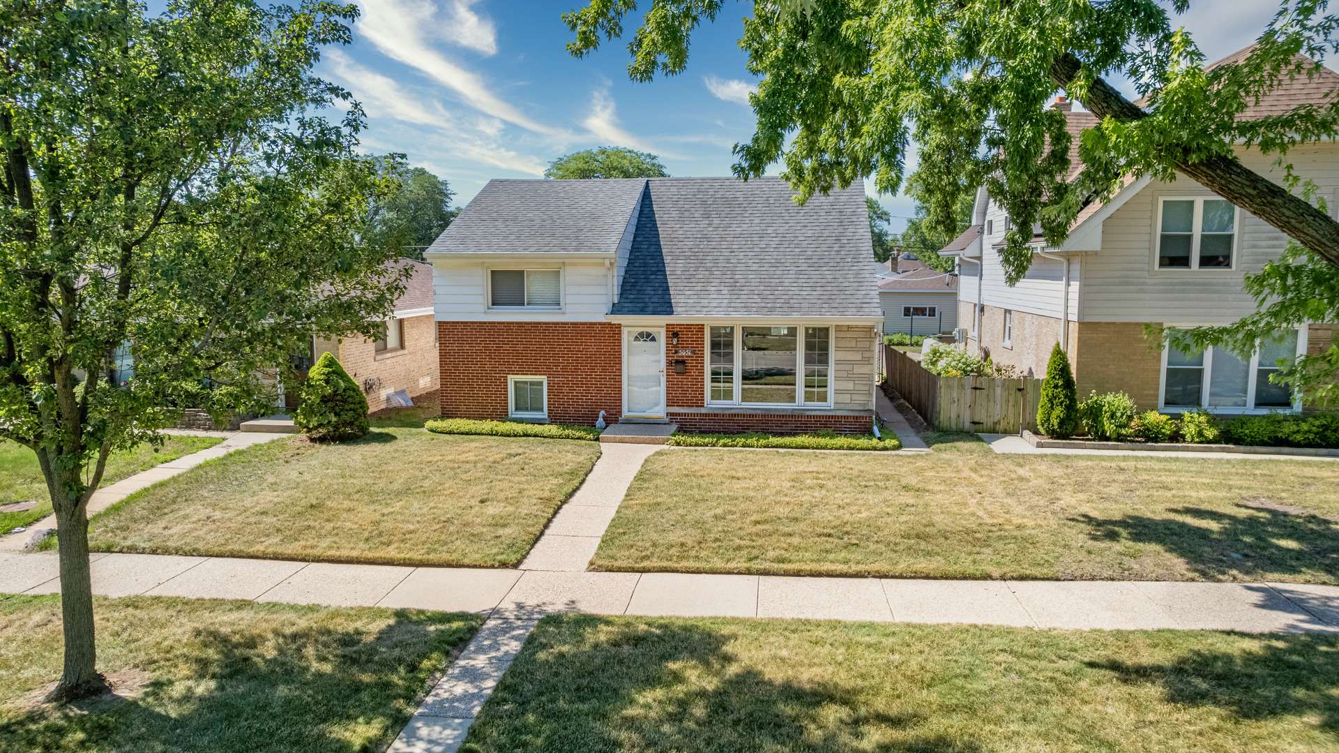Skokie, IL 60077,5051 Wright TER