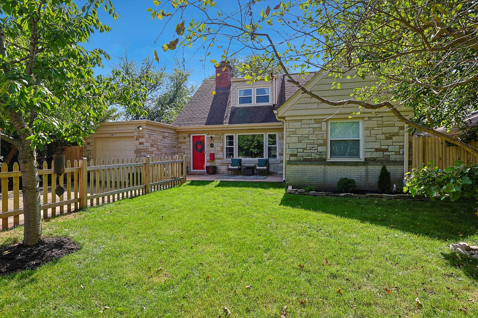 Wilmette, IL 60091,2611 Lake AVE