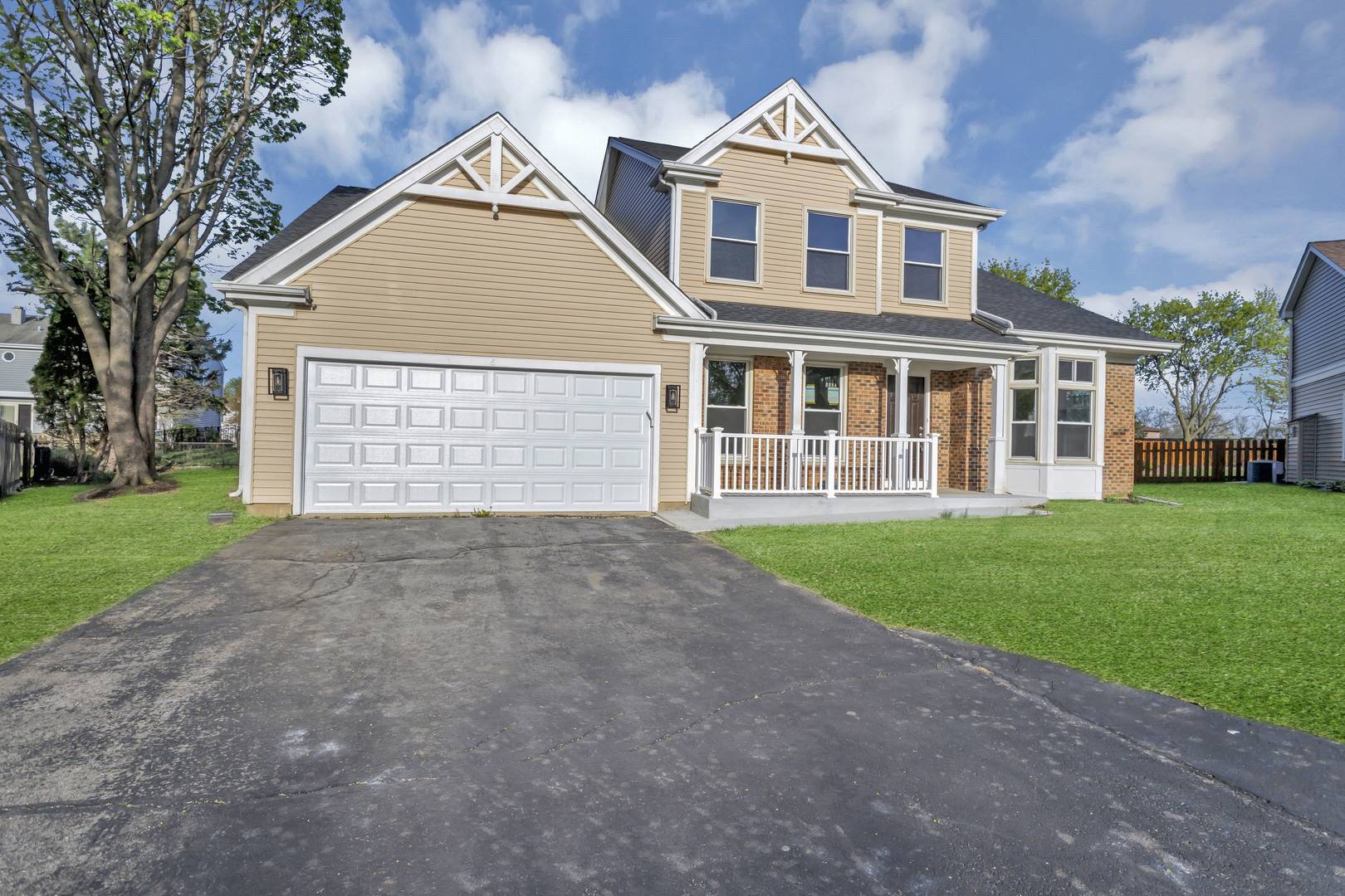 Schaumburg, IL 60194,8 Cheswick CT