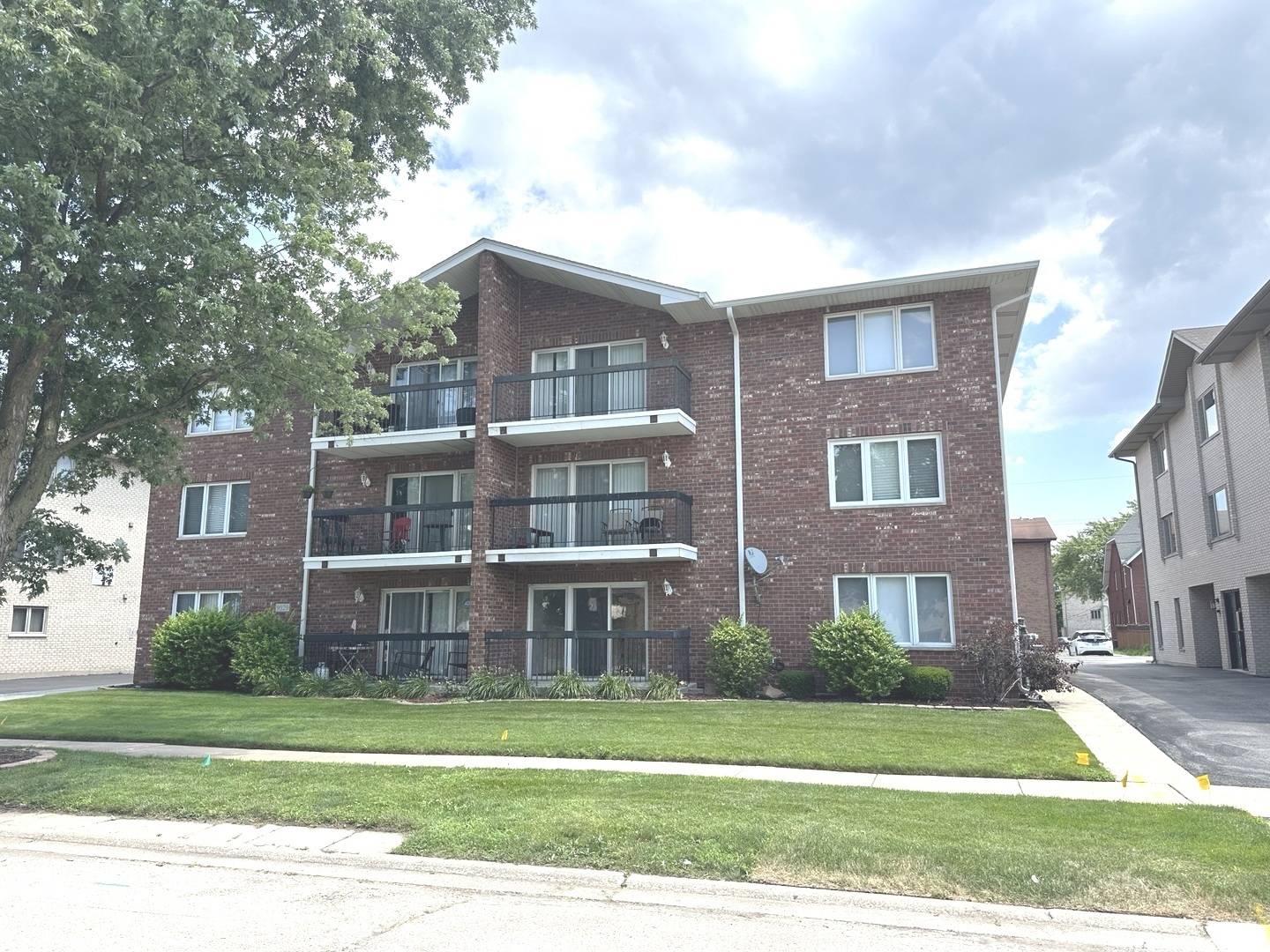 Oak Lawn, IL 60453,9529 Minnick AVE #1S