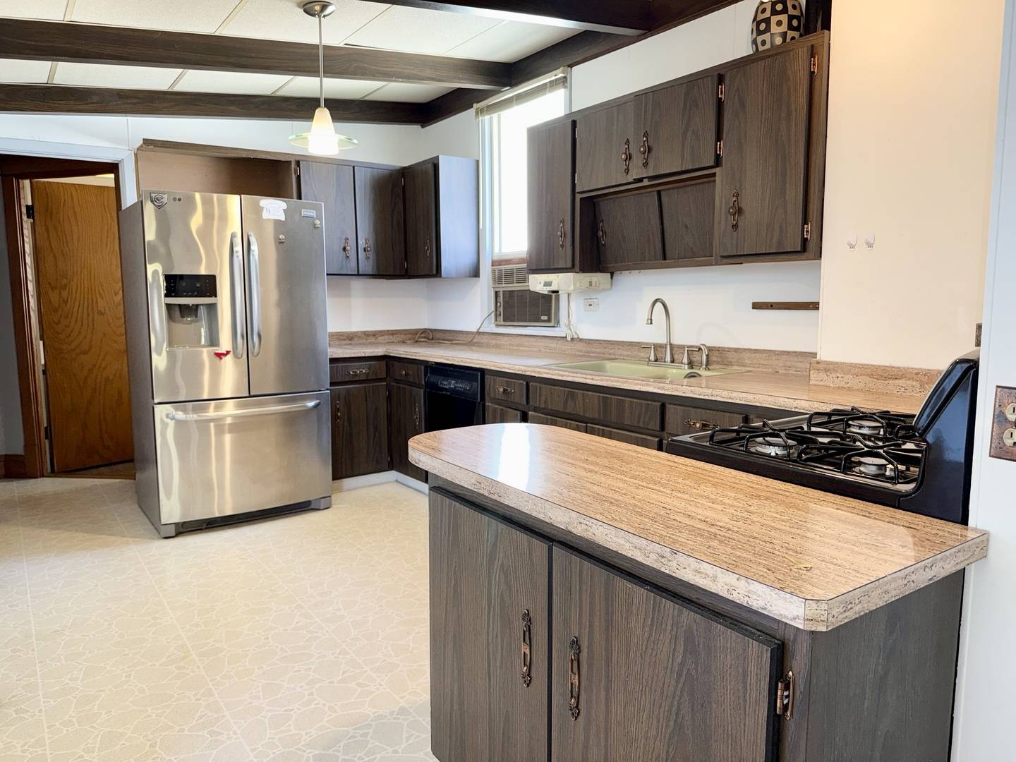 Oak Park, IL 60304,826 S East AVE