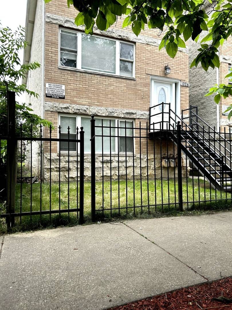 Chicago, IL 60623,1224 S Harding AVE