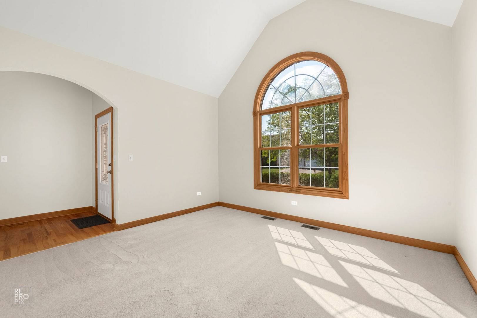 Oswego, IL 60543,405 Sudbury CIR
