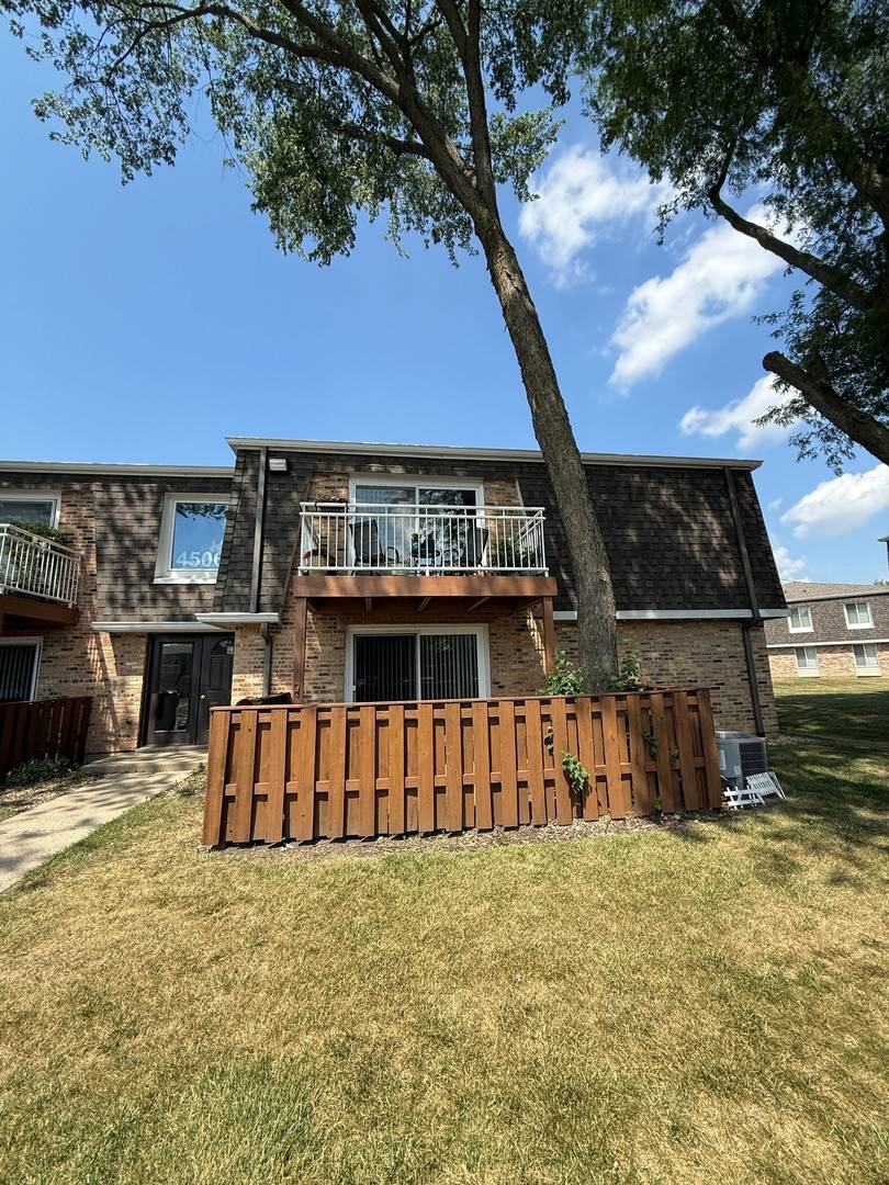 Rolling Meadows, IL 60008,4506 Kings Walk DR #1B