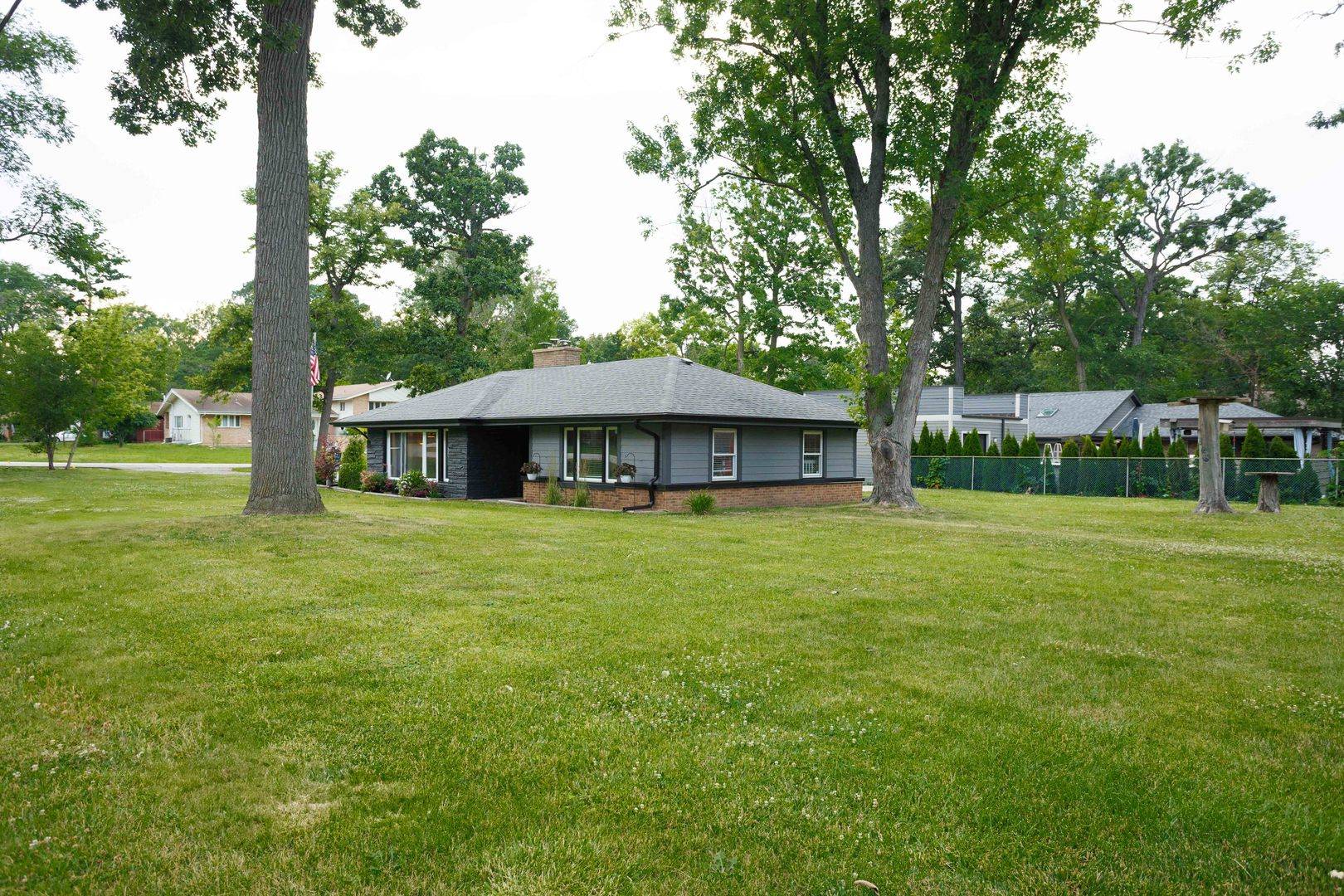 Bensenville, IL 60106,4N297 Briar LN