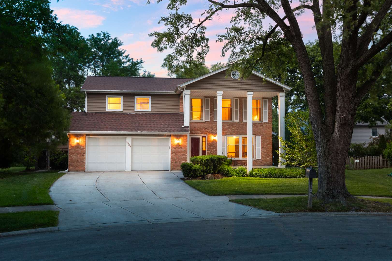 Naperville, IL 60540,1386 Old Dominion CT