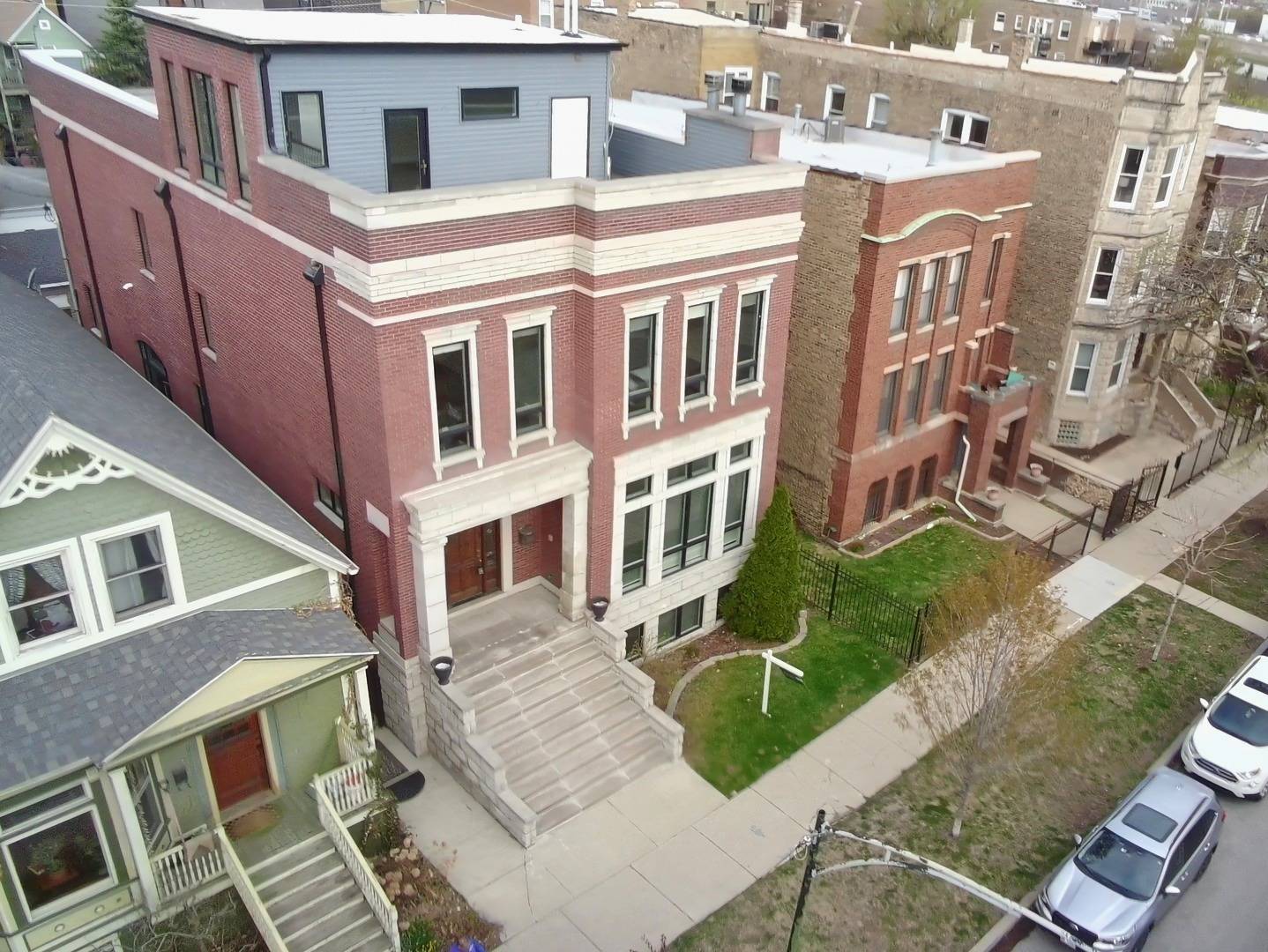 Chicago, IL 60647,2632 N Talman AVE