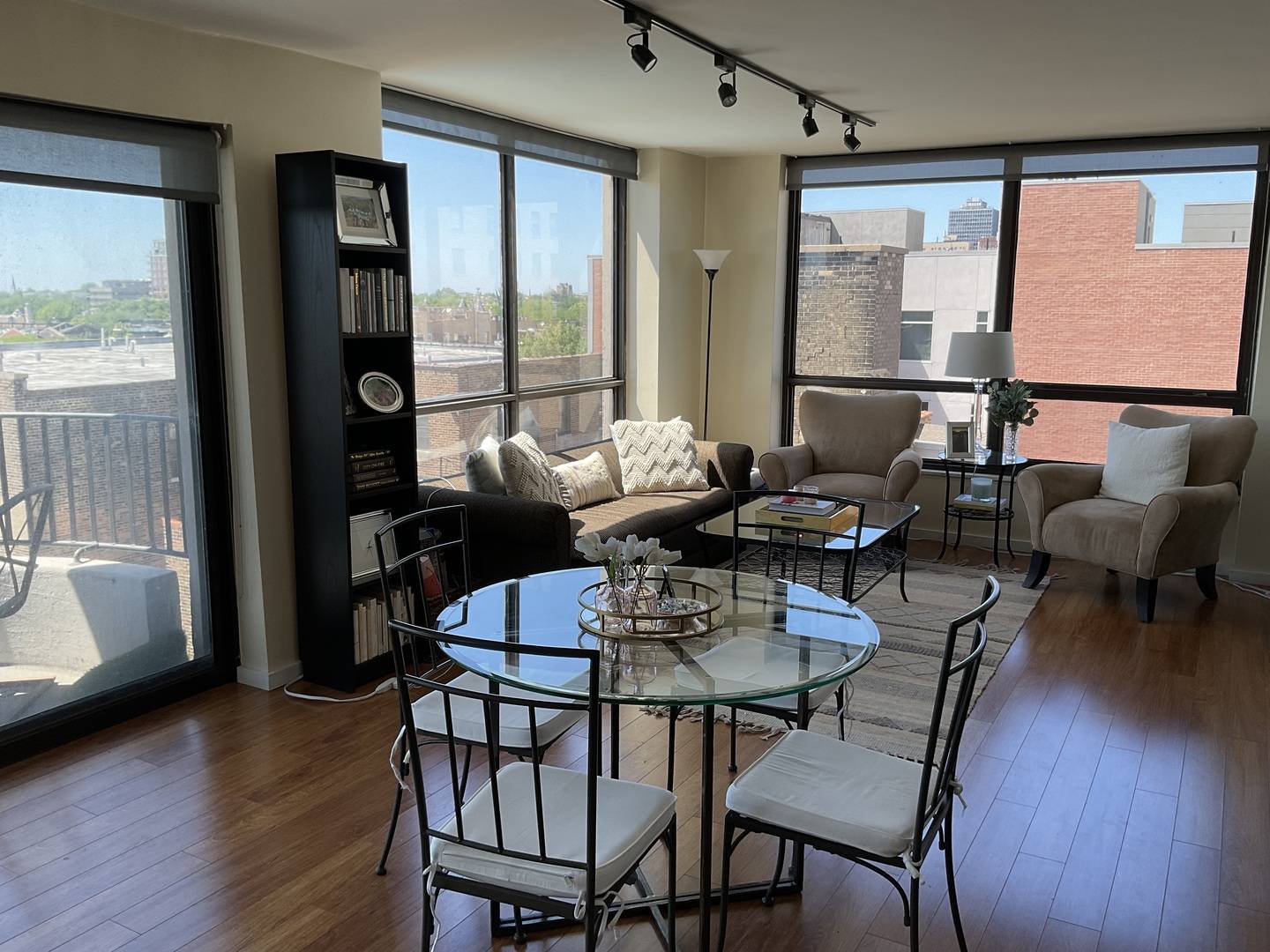 Chicago, IL 60614,2020 N Lincoln Park West #6A