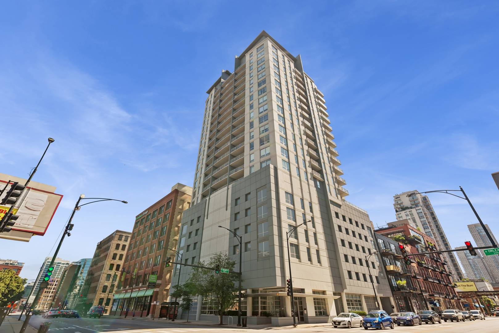 Chicago, IL 60654,330 W Grand AVE #1307