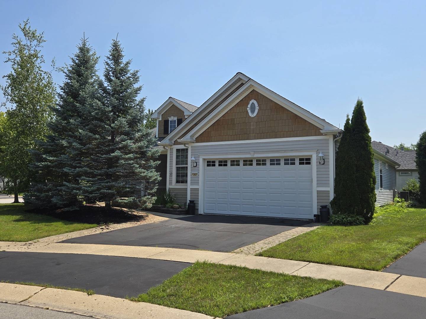 Huntley, IL 60142,12621 Mulberry CT