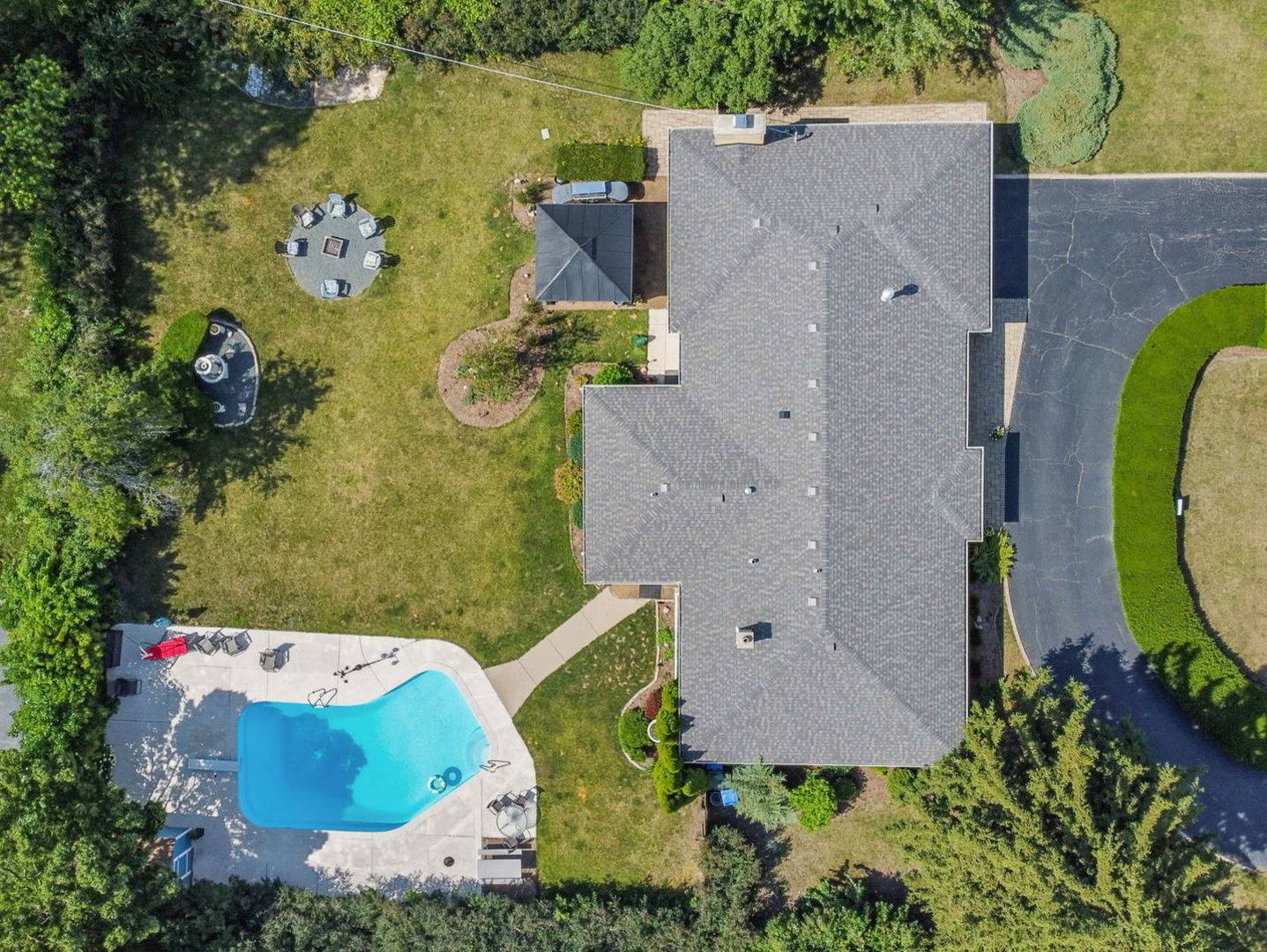 Mount Prospect, IL 60056,922 S School ST