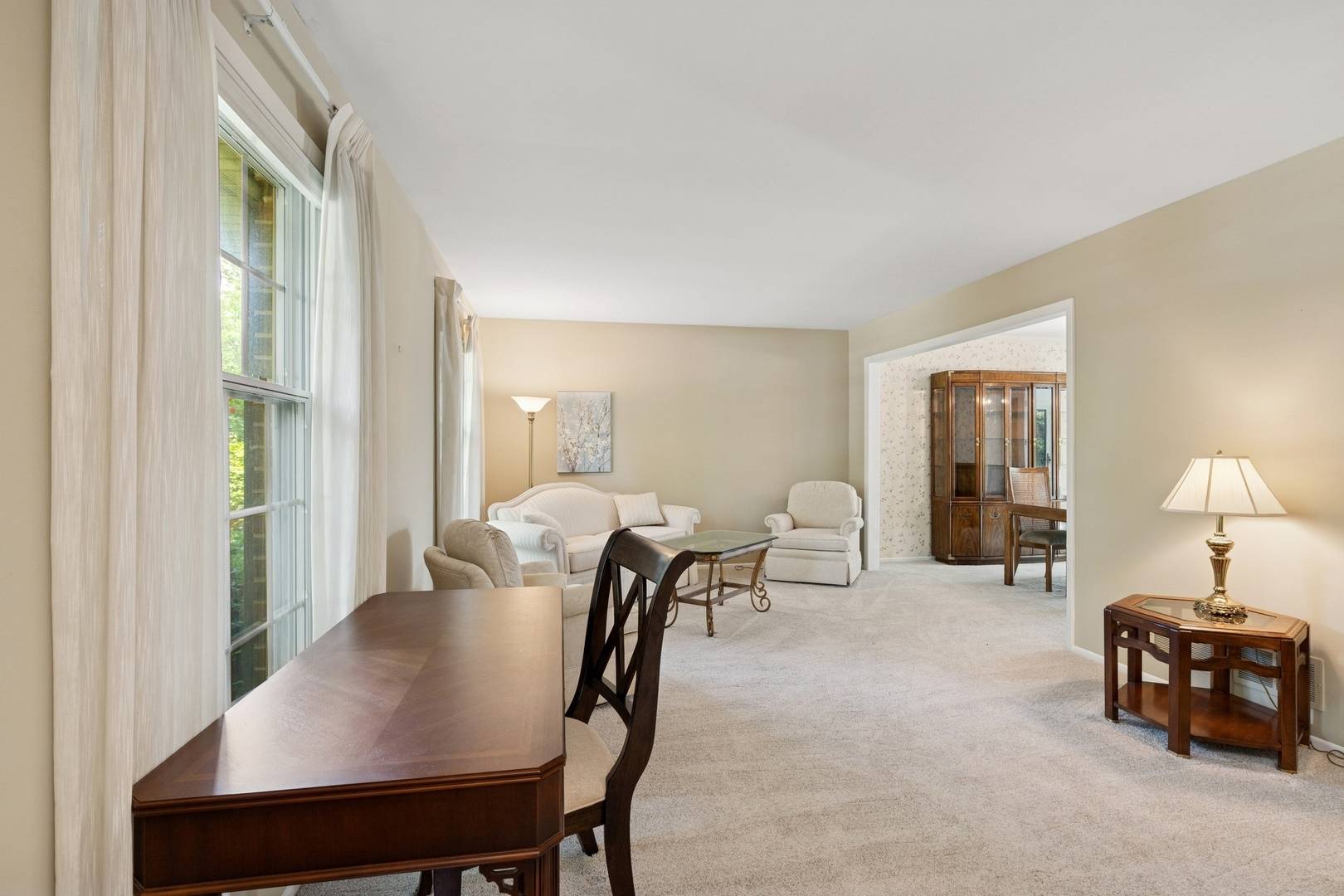 Libertyville, IL 60048,1218 Sussex LN