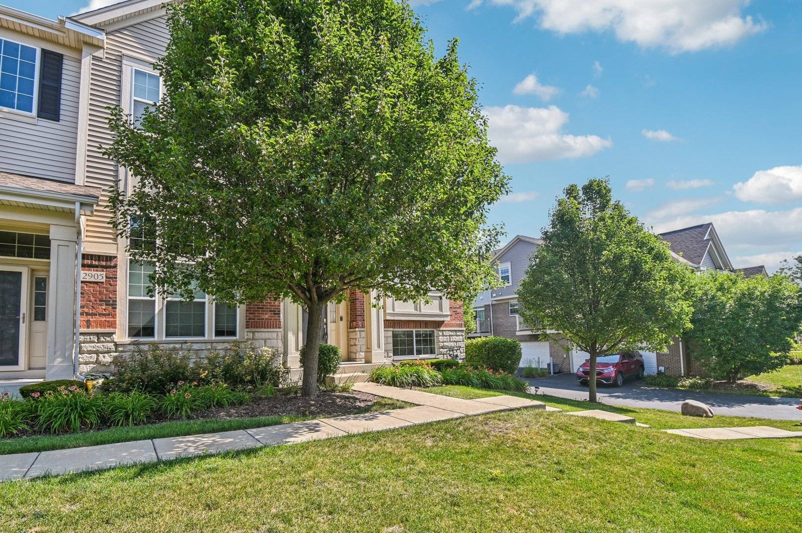 Naperville, IL 60540,2903 Henley LN