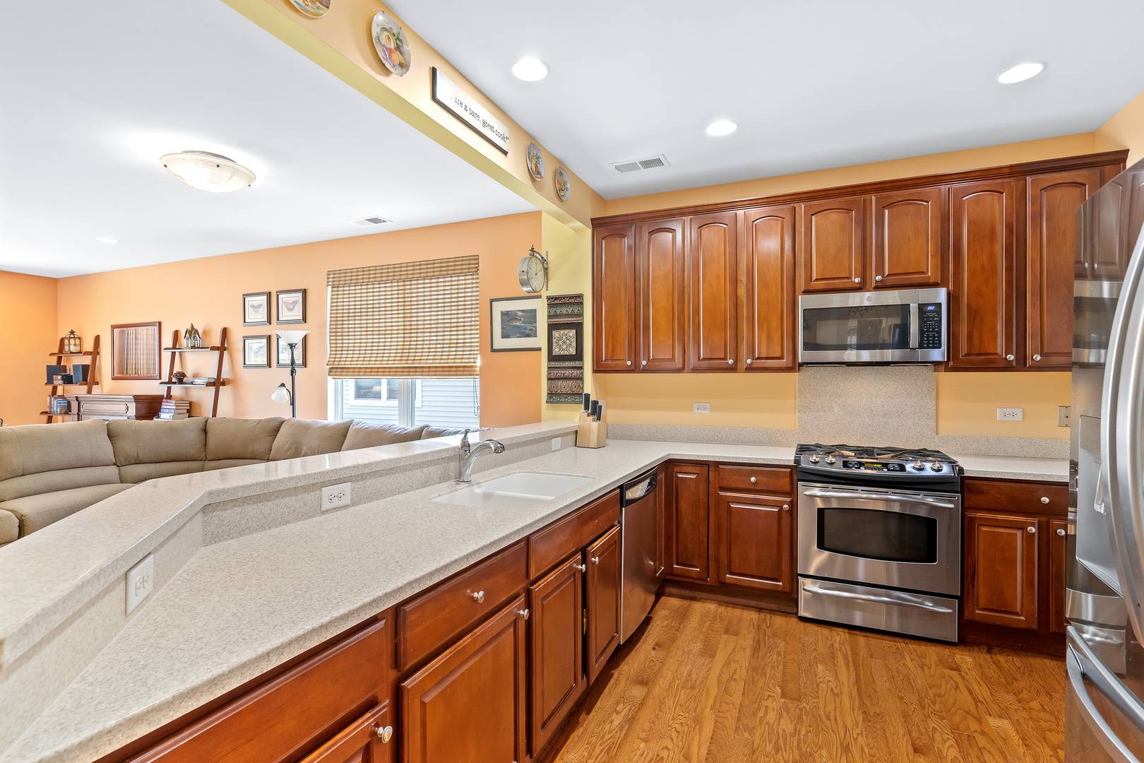 Mundelein, IL 60060,3251 Ravinia CIR