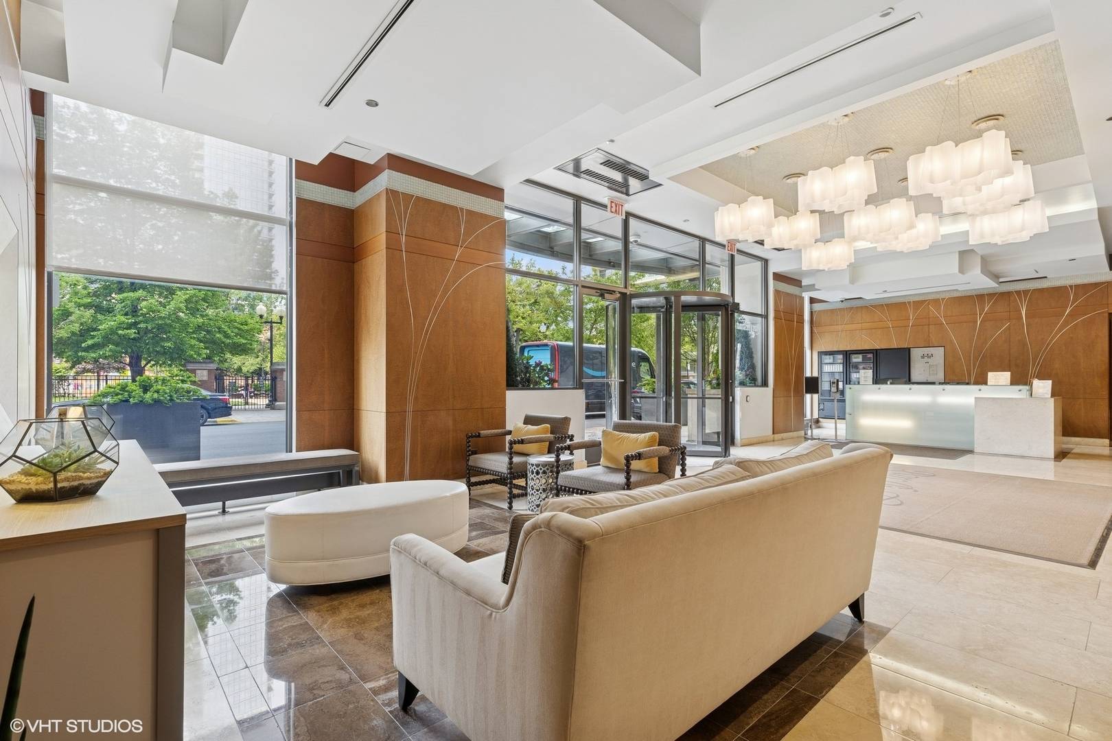 Chicago, IL 60610,849 N Franklin ST #618