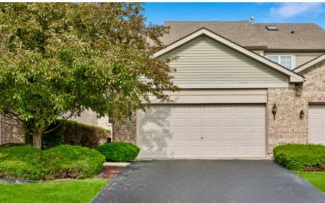 Tinley Park, IL 60477,105 ILIAD DR