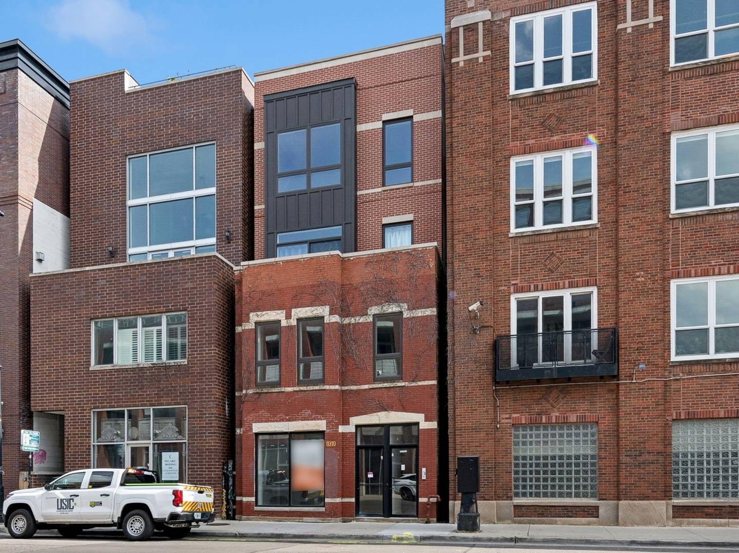 Chicago, IL 60622,1723 W North AVE #3