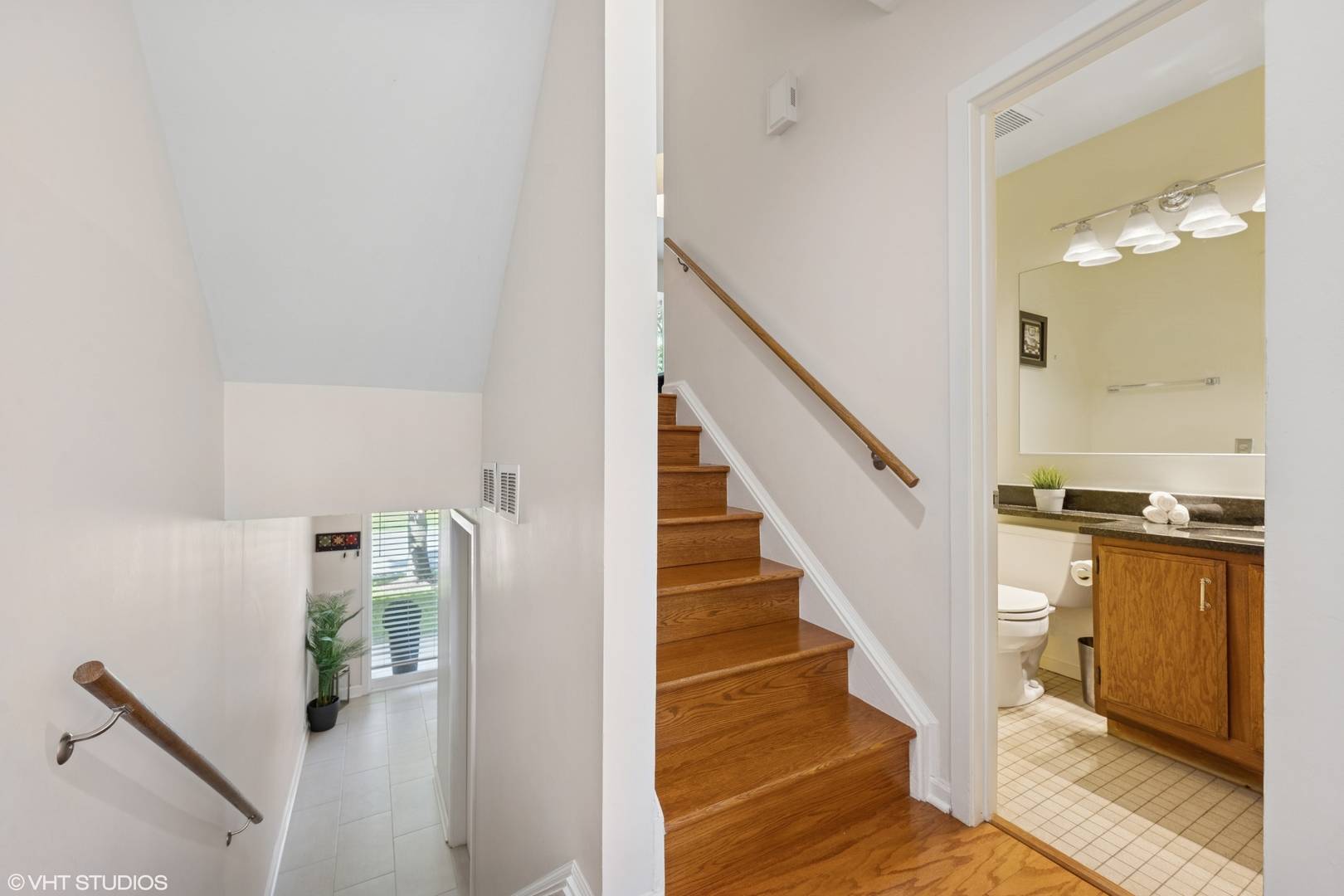 Glenview, IL 60025,3843 Appian WAY