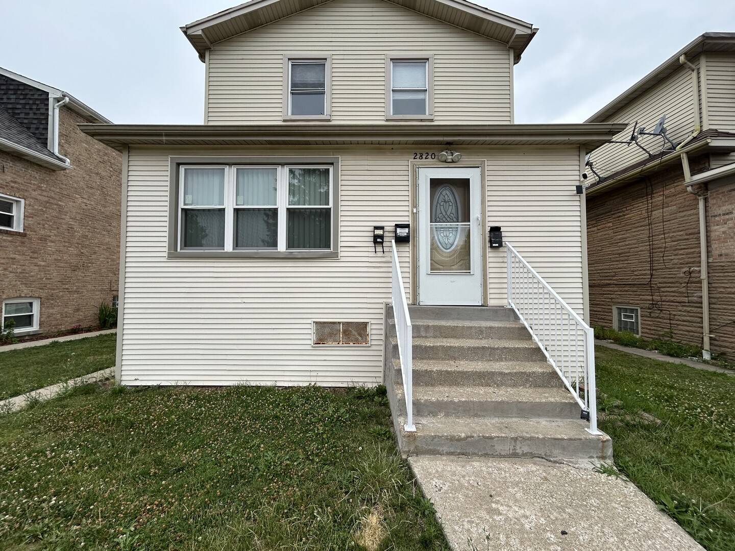 Chicago, IL 60634,2820 N New England AVE #1