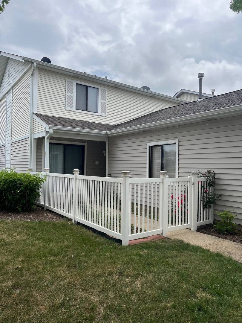 Schaumburg, IL 60194,641 Surfside PT #641
