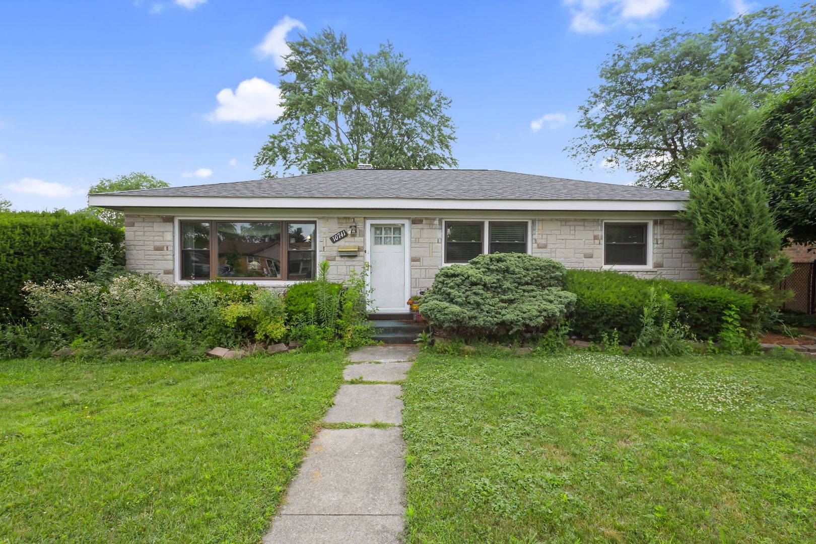 Chicago Ridge, IL 60415,10741 Mason AVE