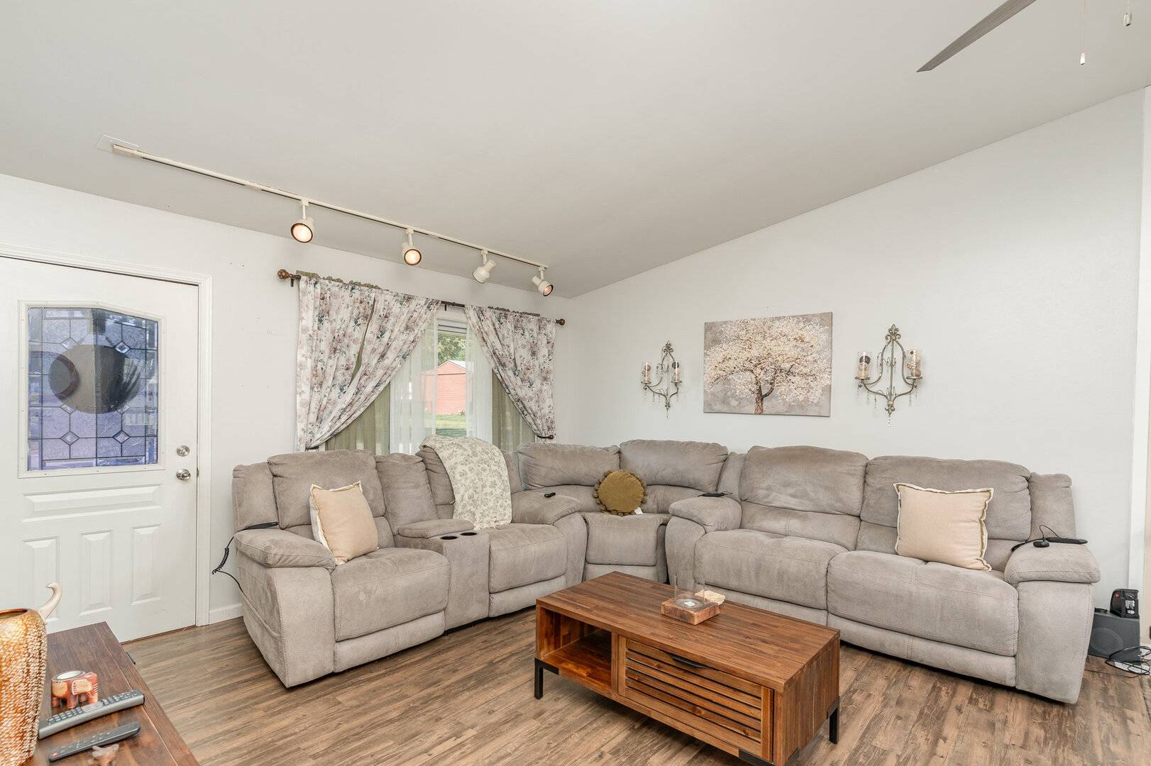 Rolling Meadows, IL 60008,2308 Maple LN