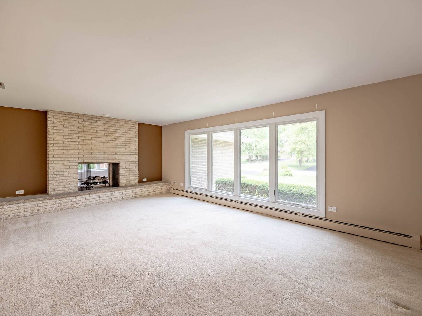 Palatine, IL 60067,309 S Circle DR
