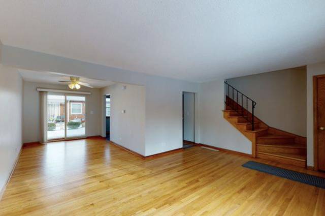 La Grange Park, IL 60526,509 Barnsdale RD #A