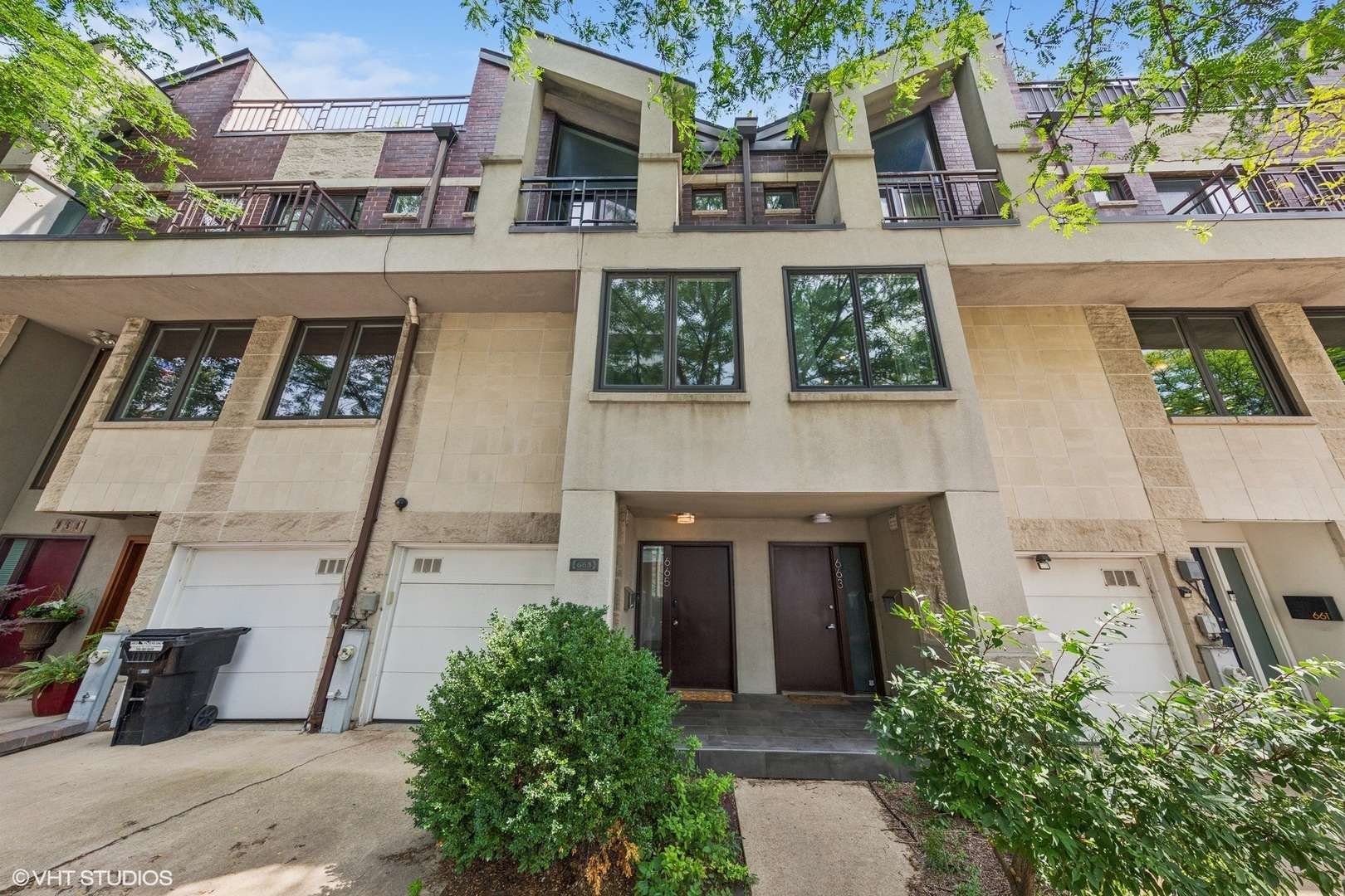 Chicago, IL 60642,665 N Carpenter ST