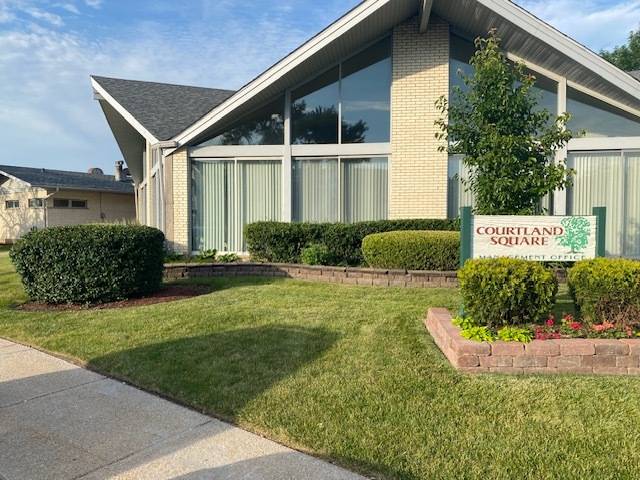 Des Plaines, IL 60016,8880 GOLF RD #2C