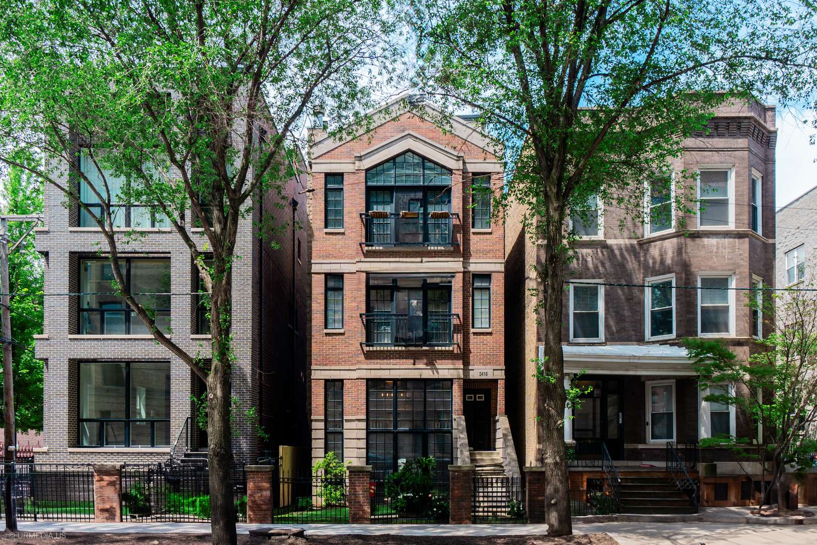 Chicago, IL 60614,2418 N SOUTHPORT AVE #1