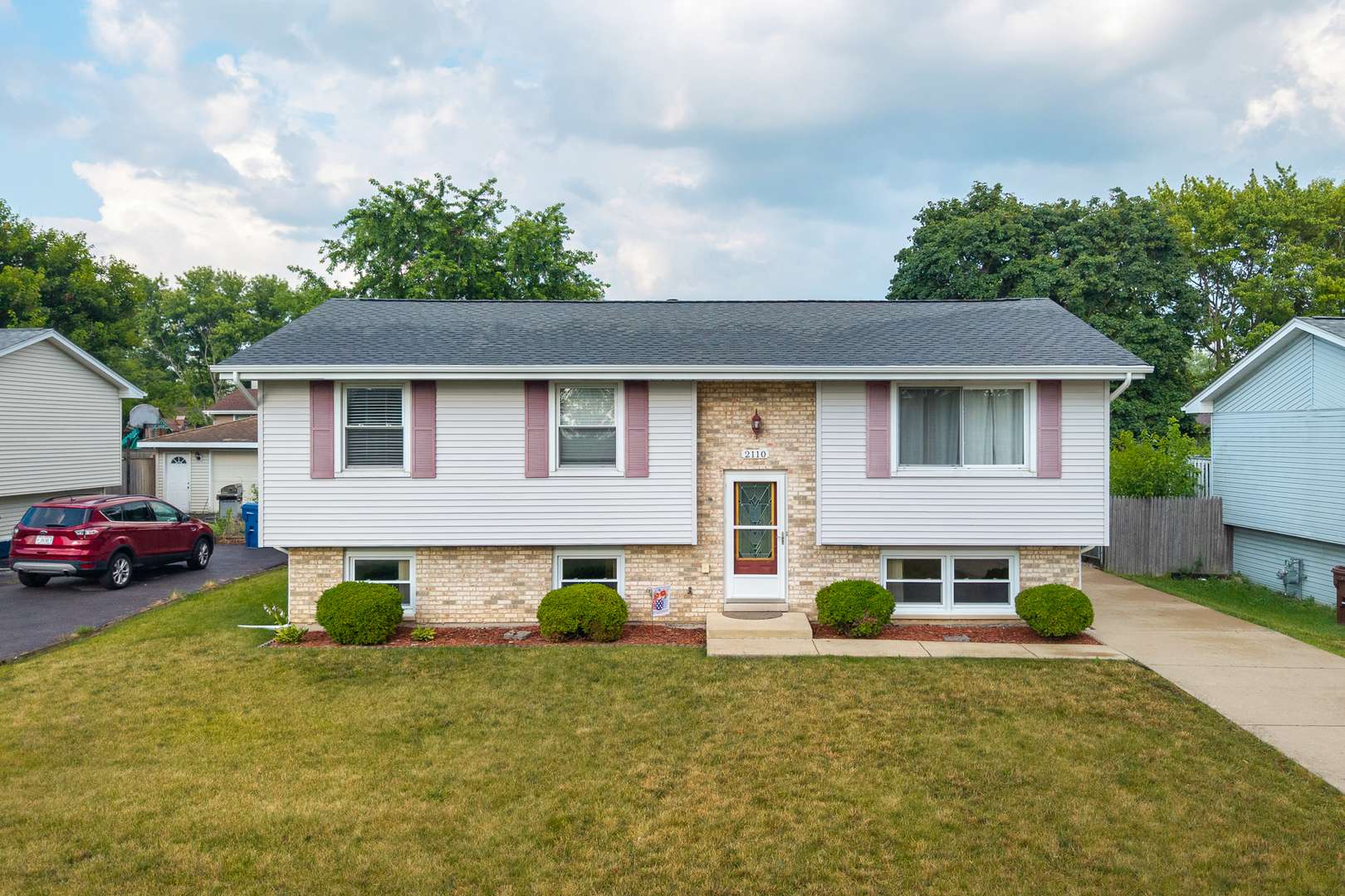 New Lenox, IL 60451,2110 Sanford AVE