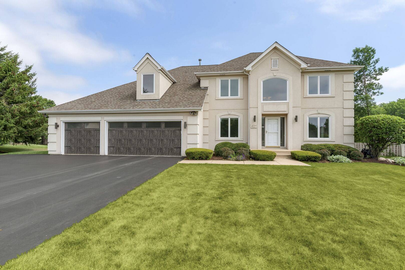 Prospect Heights, IL 60070,401 Kerry CT