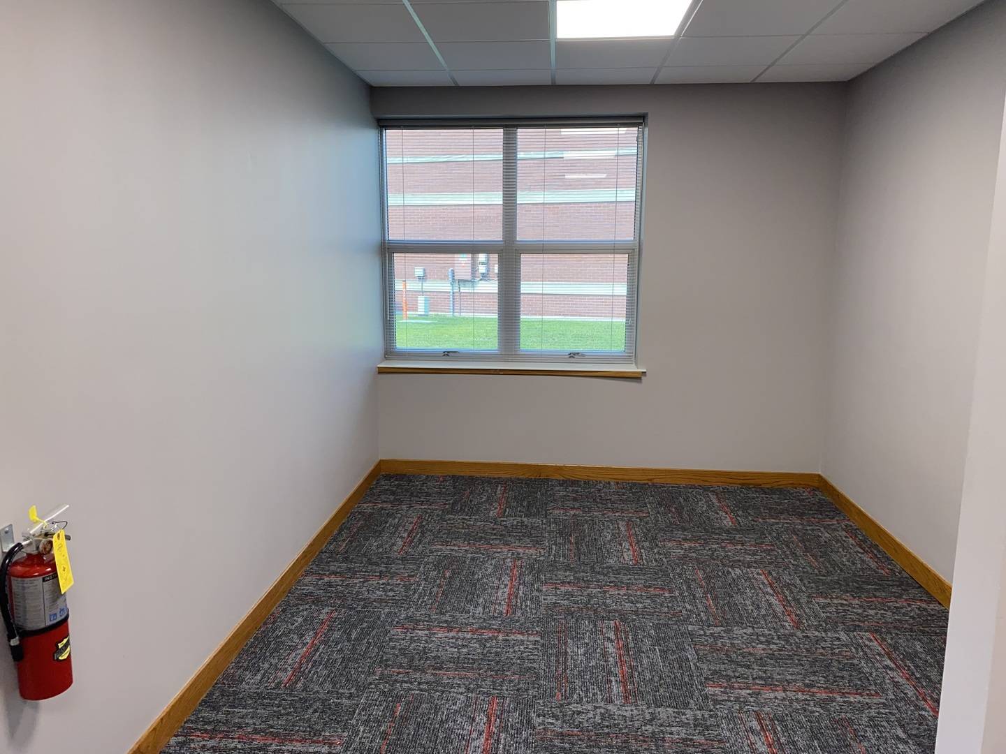 Tinley Park, IL 60477,18641 W CREEK DR