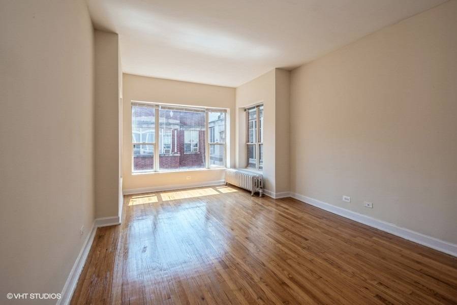 Chicago, IL 60615,5162 S King DR #3